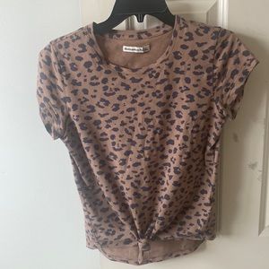 Abercrombie & Fitch Leopard T-shirt